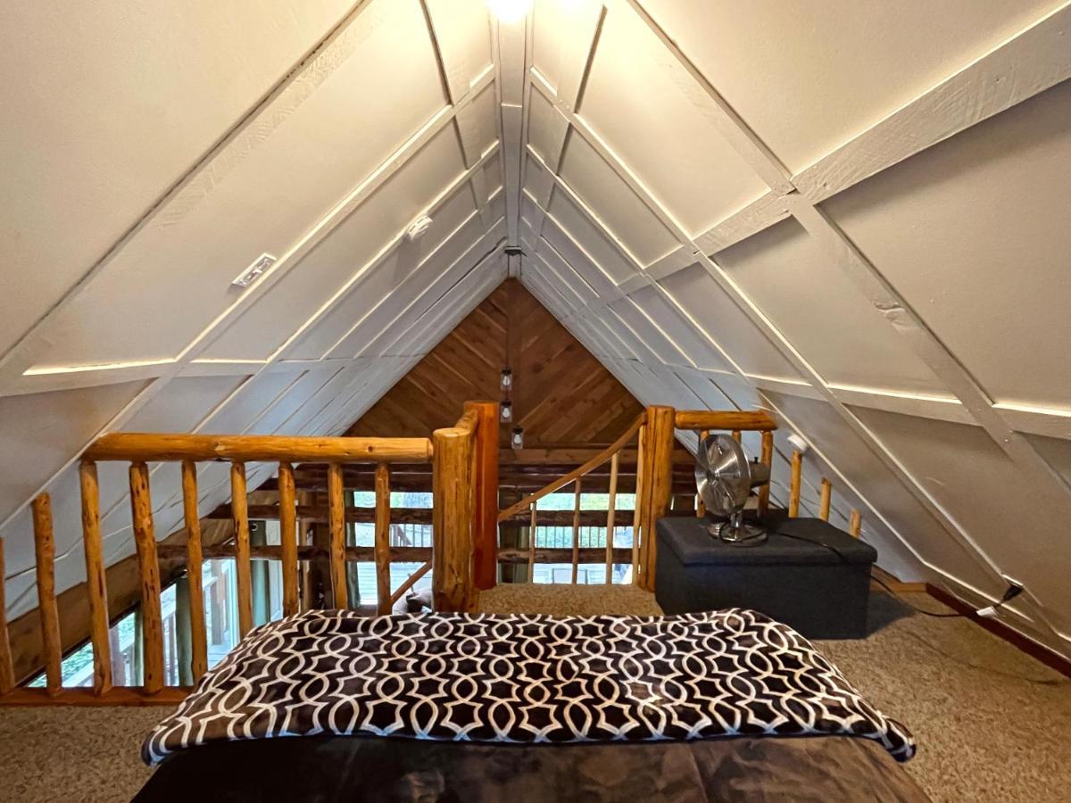 Mt Rainier Little Red Cabin アッシュフォード エクステリア 写真